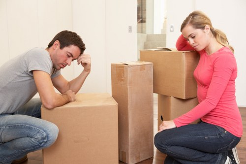 Moving day checklist and transport for house removals in Brompton